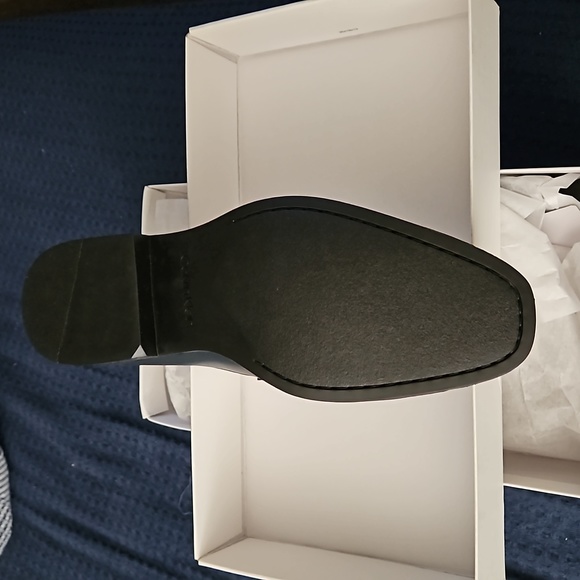 Calvin Klein "Craig" Leather Dress Loafers.Brand New! Original Box Not Included. - Picture 6 of 8